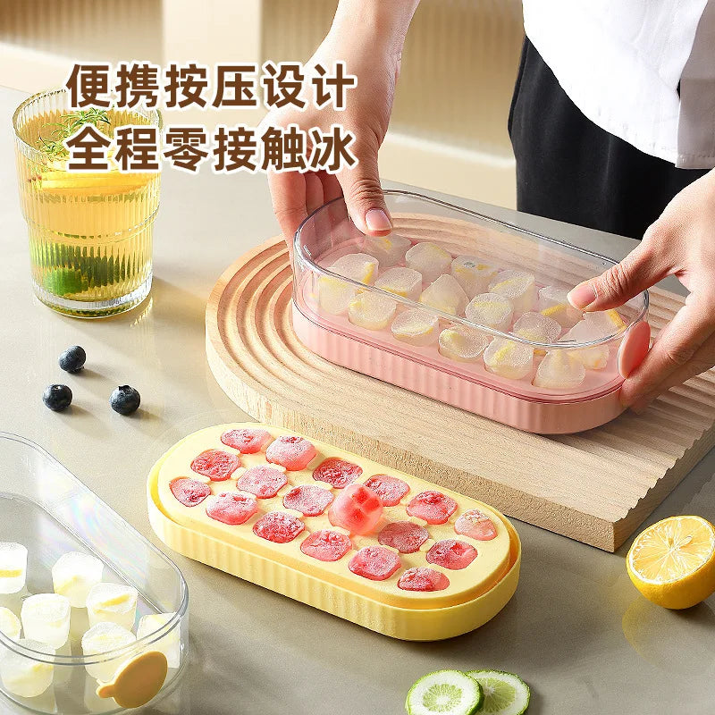 Portable Silicone Press Type Ice Cube Tray – 8-Grid, DIY Water Injection
