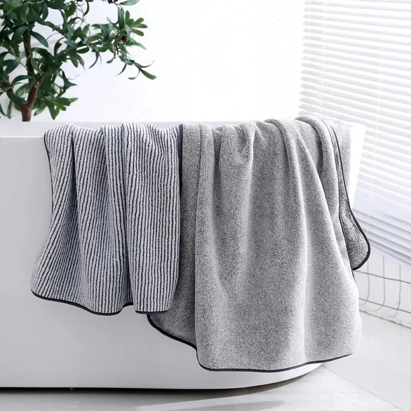 Thick Bamboo Fiber Bath Towel – Absorbent, Soft, and Versatile